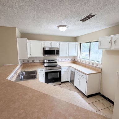 Property photo 2 of 3271 Tennington Pl # 0