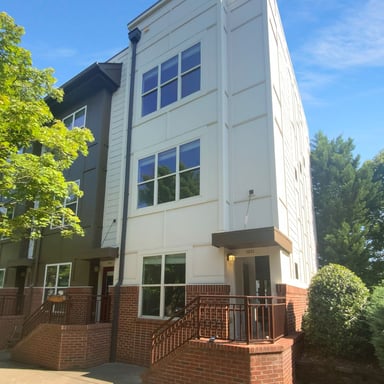 Property photo 1 of 1031 Skyline View Way