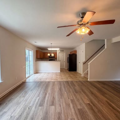 Property photo 3 of 5503 Hardie Farm Dr