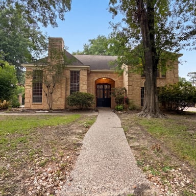 Property photo 1 of 6902 Fawncliff Dr