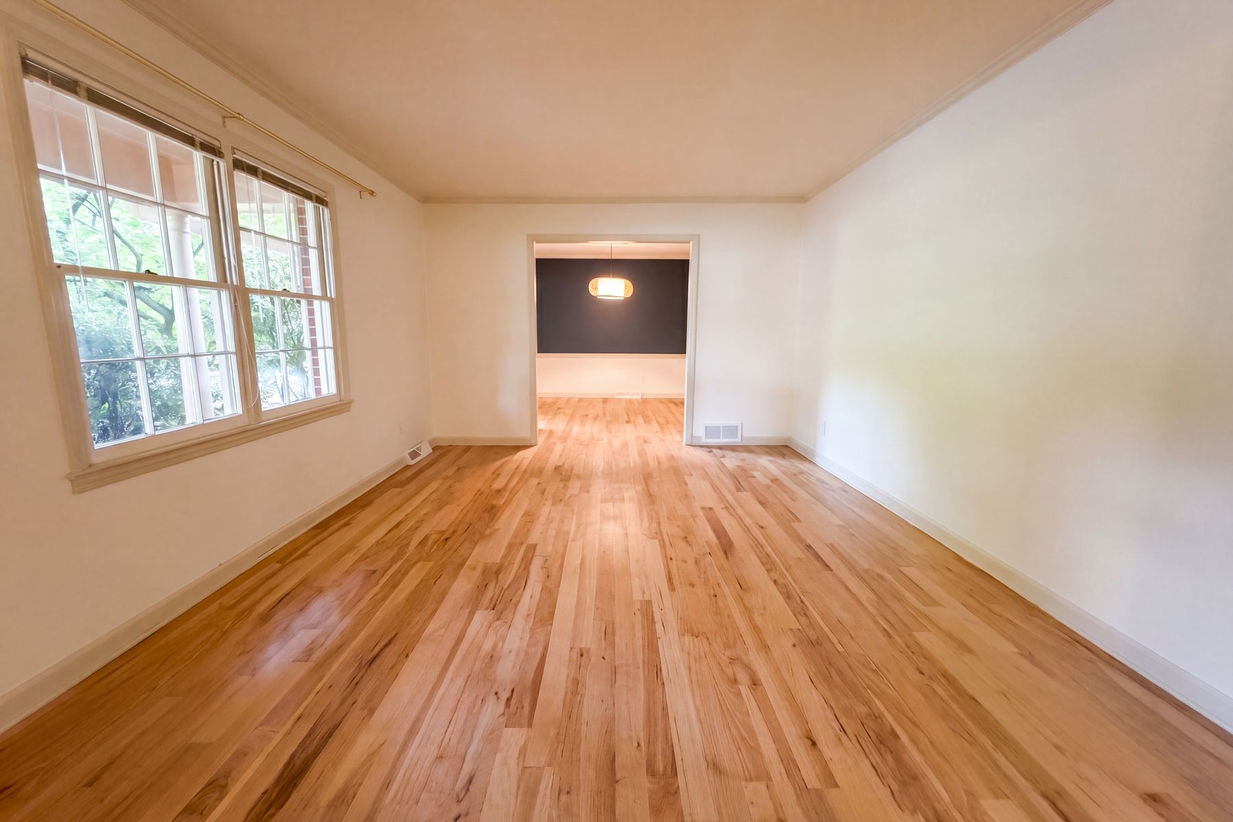 Property photo 3 of 3010 Hope Valley Rd