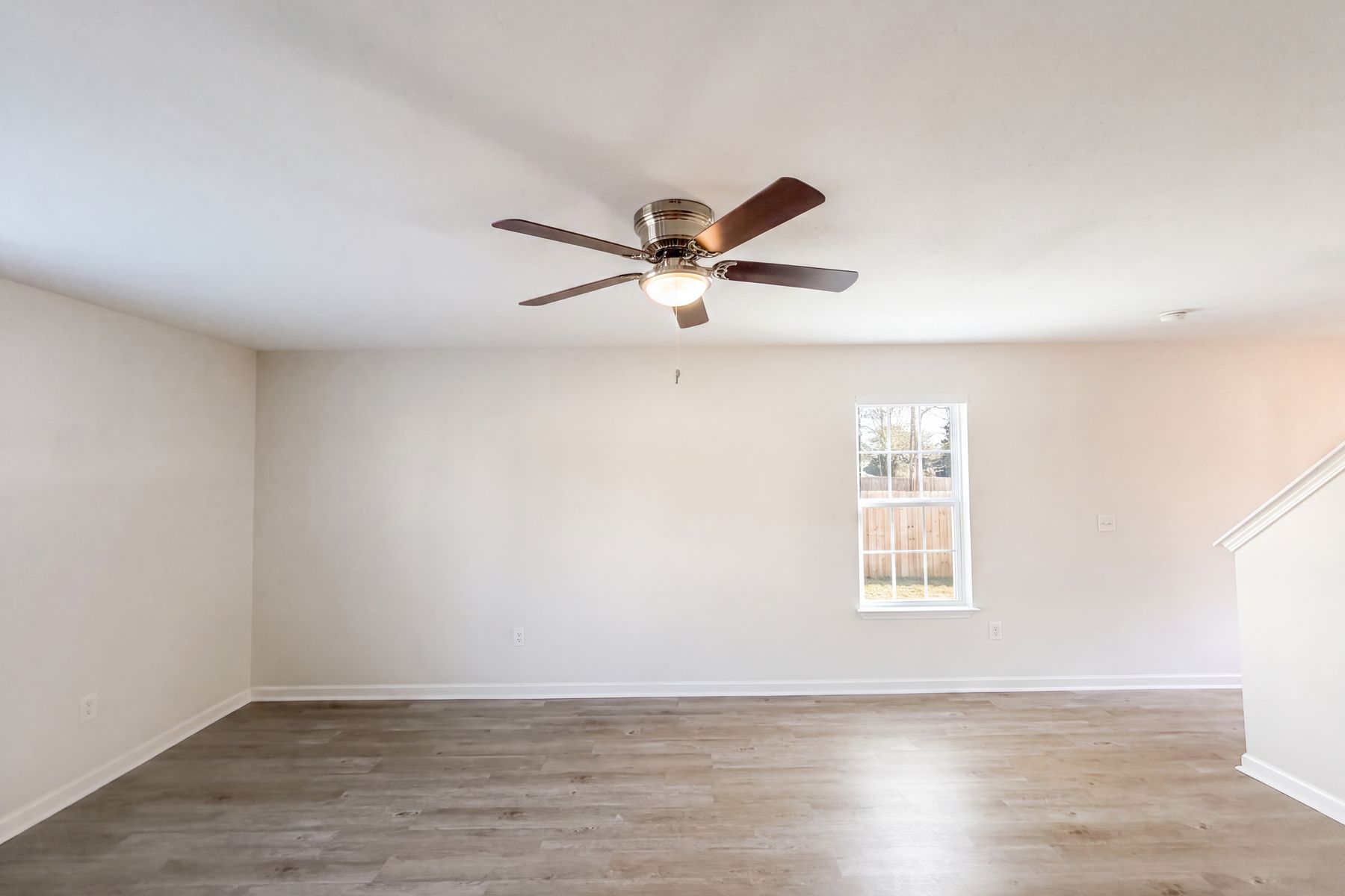 Property photo 3 of 4824 Yellow Locust Dr