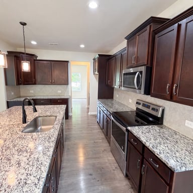 Property photo 2 of 5627 Barclay Ct