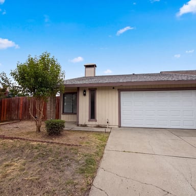 Property photo 1 of 4248 Oberon Ave