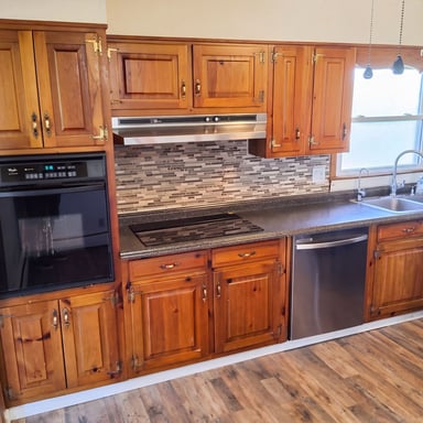 Property photo 2 of 4888 Pinecrest Rd
