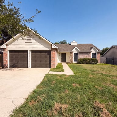 Property photo 1 of 6806 Raintree Frst