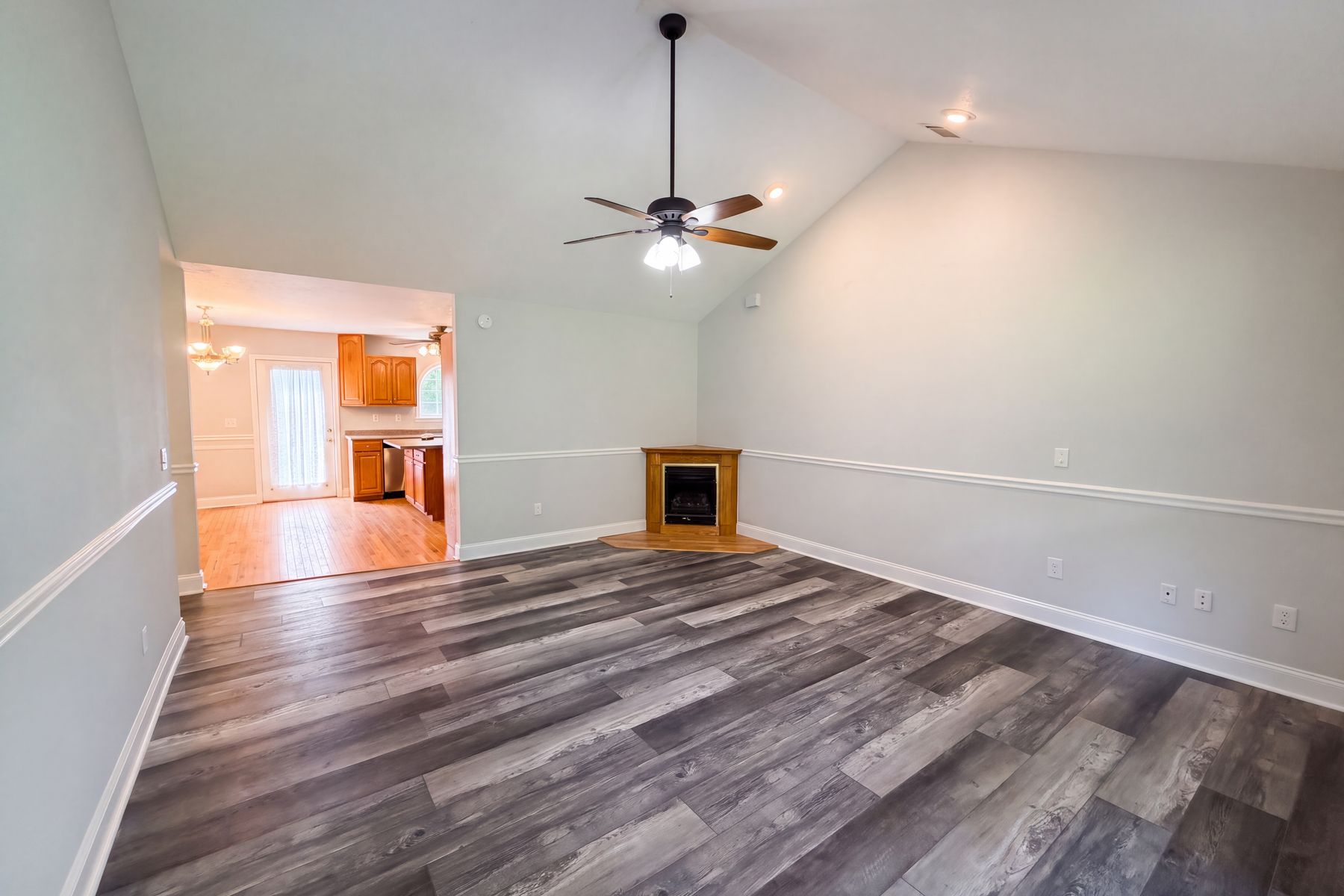 Property photo 3 of 98 Eb Rd