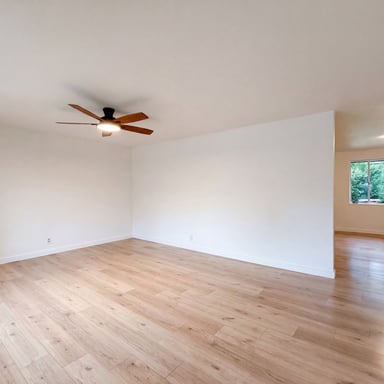 Property photo 3 of 1950 Edgewood Dr