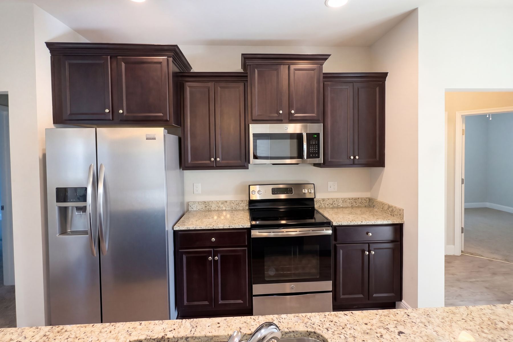 Photo 2 of 18 of 1740 Covington Ln, Foley, AL