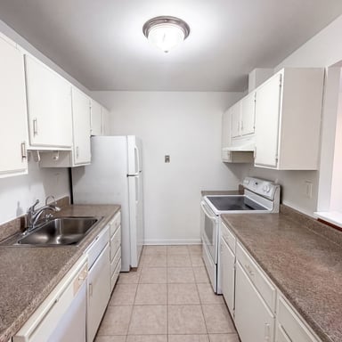 Property photo 2 of 9983 Ridgeline Dr