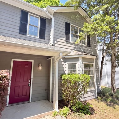 Property photo 1 of 4558 Coopers Creek Pl SE