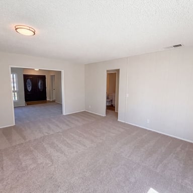 Property photo 3 of 648 Brentwood Ave
