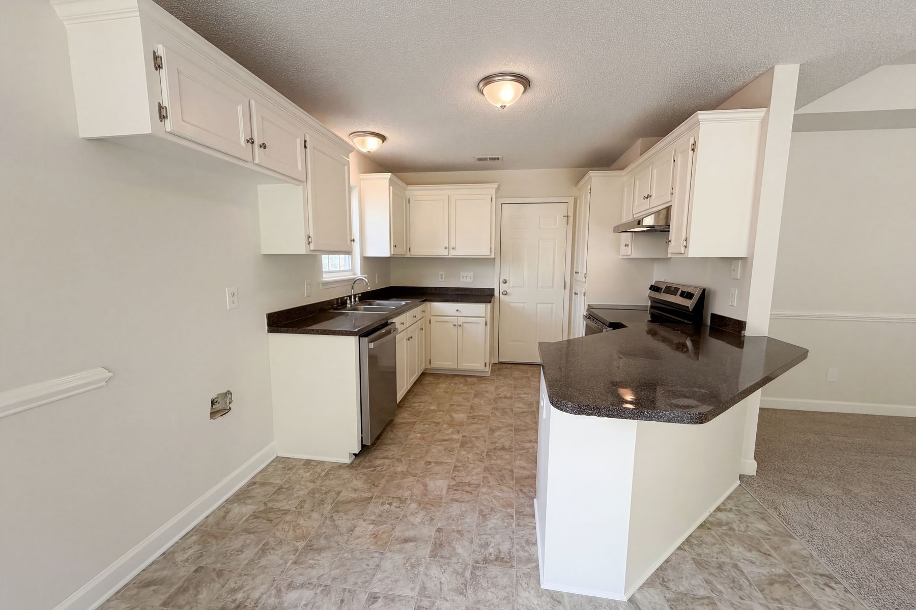 Photo 2 of 25 of 308 Algrave Way, Columbia, SC