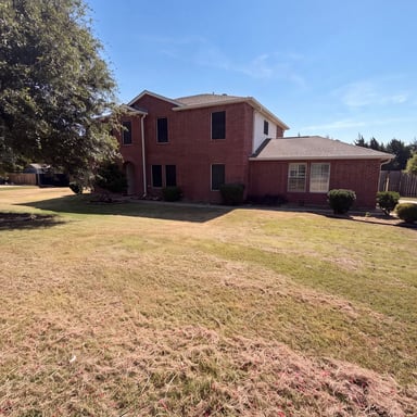 Property photo 1 of 3940 Victory Ct
