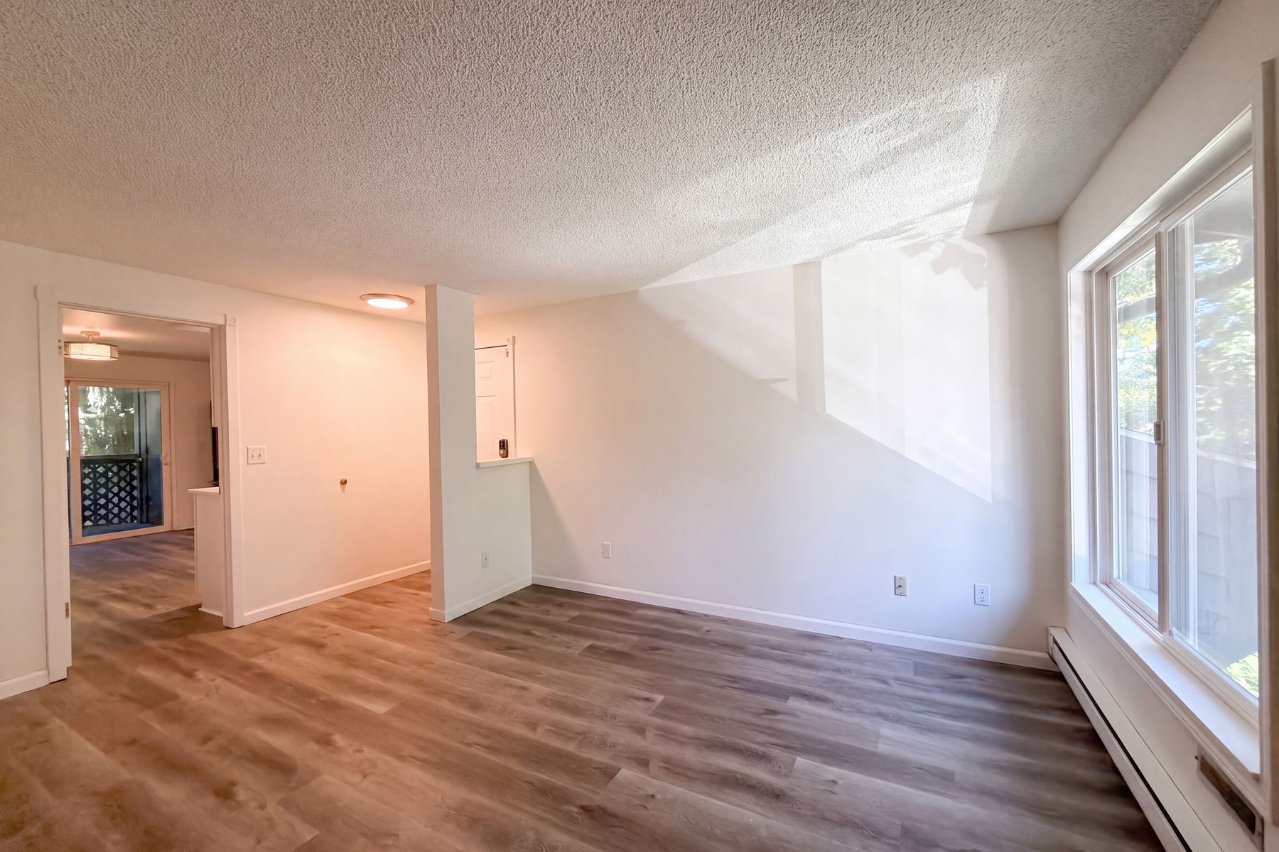 Property photo 3 of 650 SW Meadow Dr Unit 209