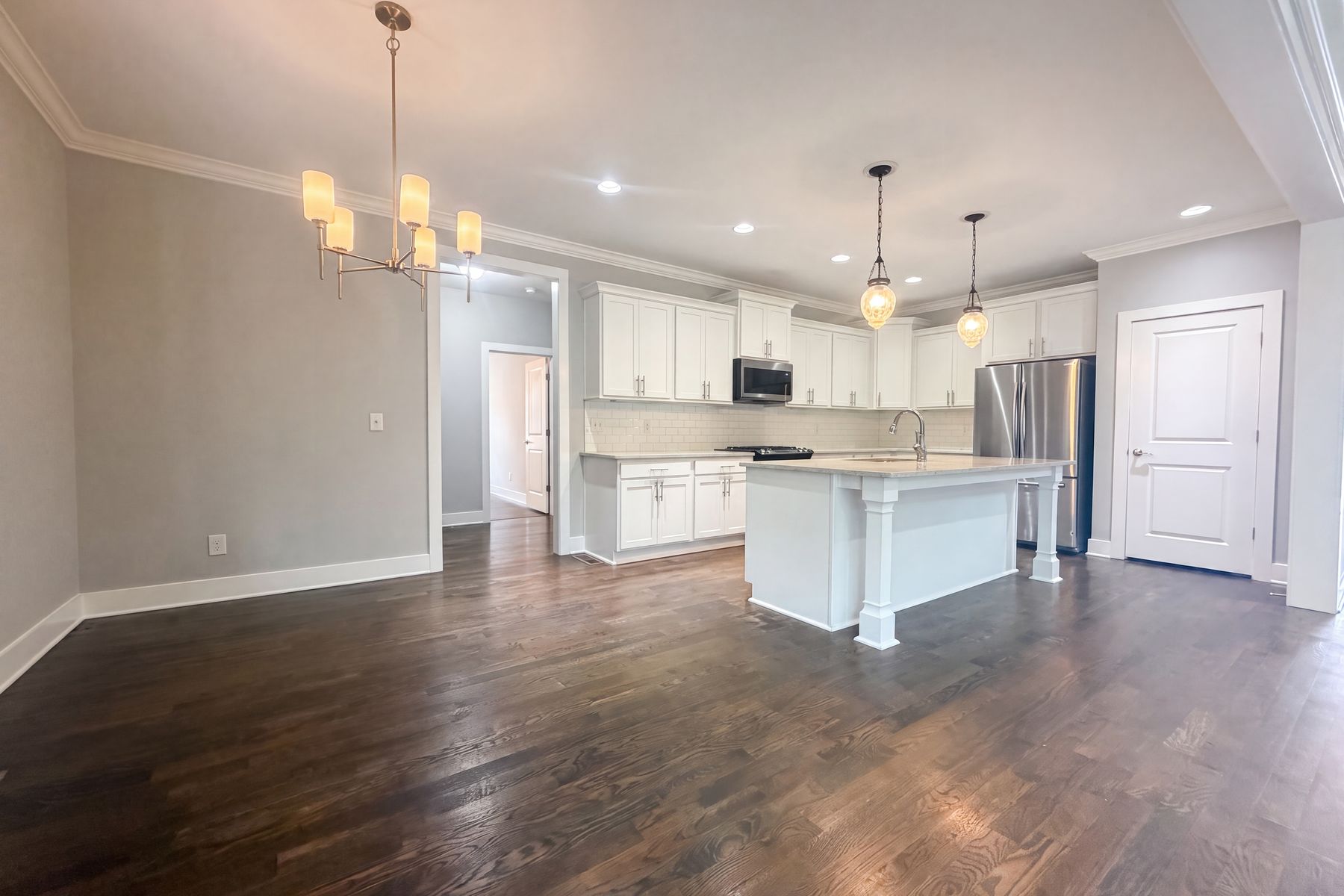 Photo 2 of 23 of 713 Masters Way, Mount Juliet, TN