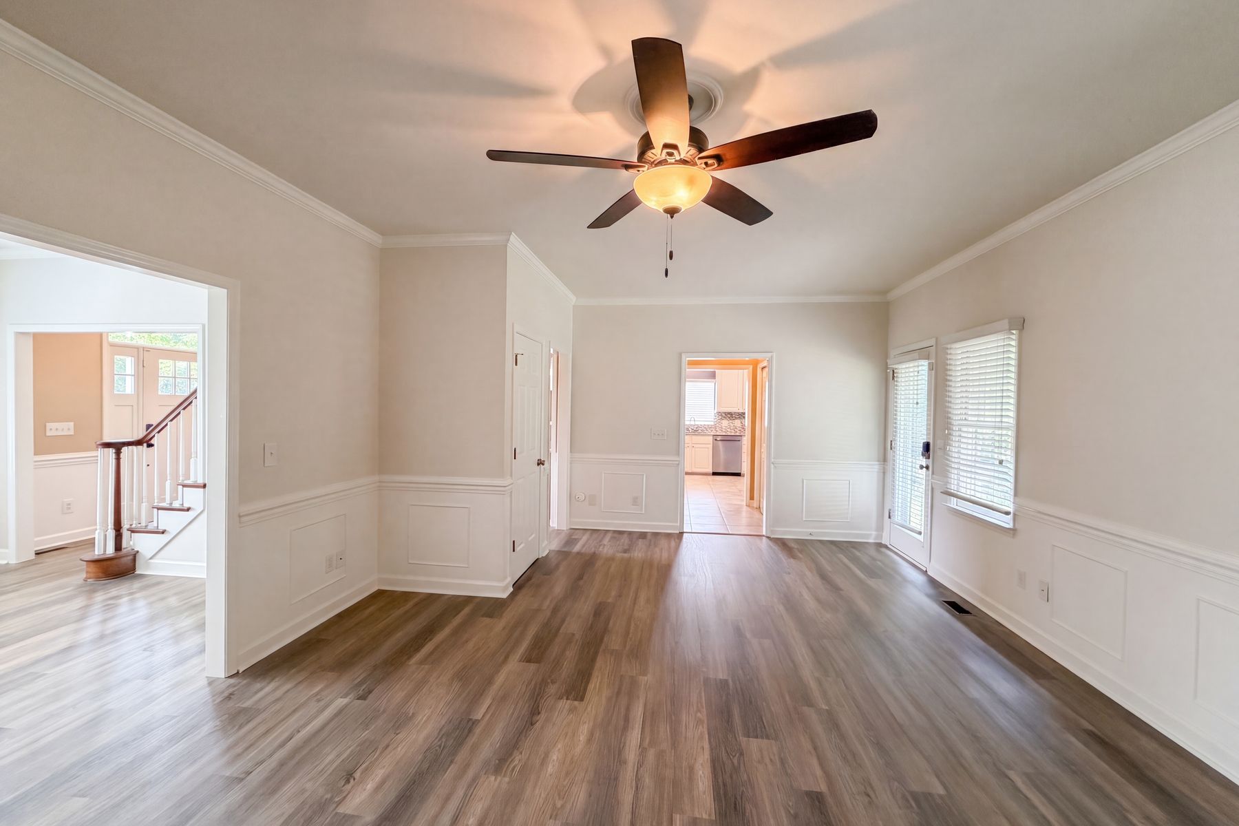 Property photo 3 of 524 Sun Creek Dr