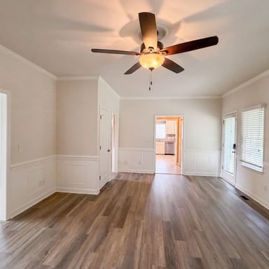 Property photo 3 of 524 Sun Creek Dr
