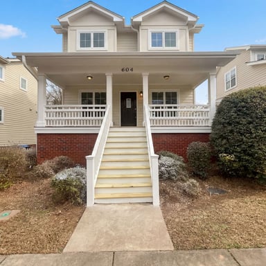 Property photo 1 of 604 Eastway Ave