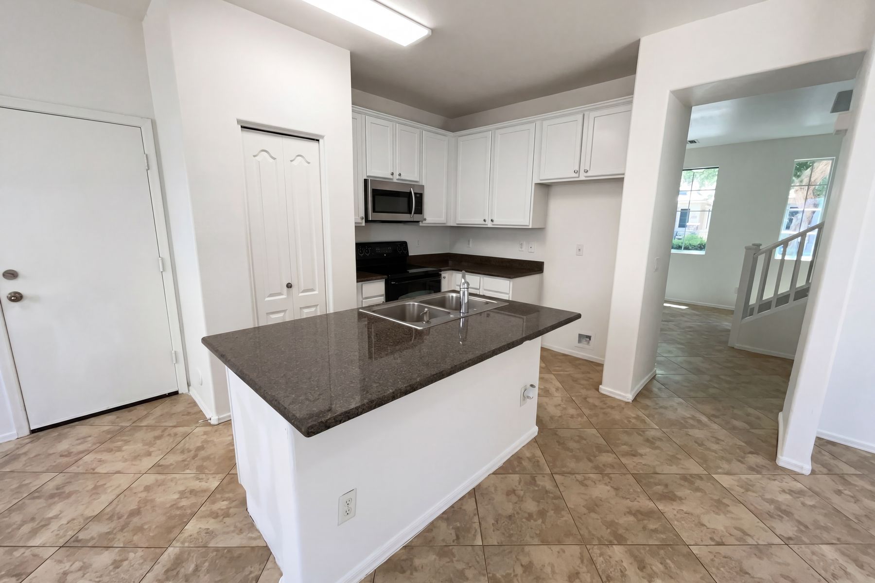 Photo 2 of 36 of 4246 E Tyson St, Gilbert, AZ