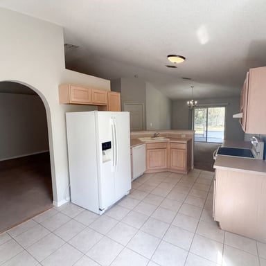 Property photo 2 of 262 SW Panther Trce
