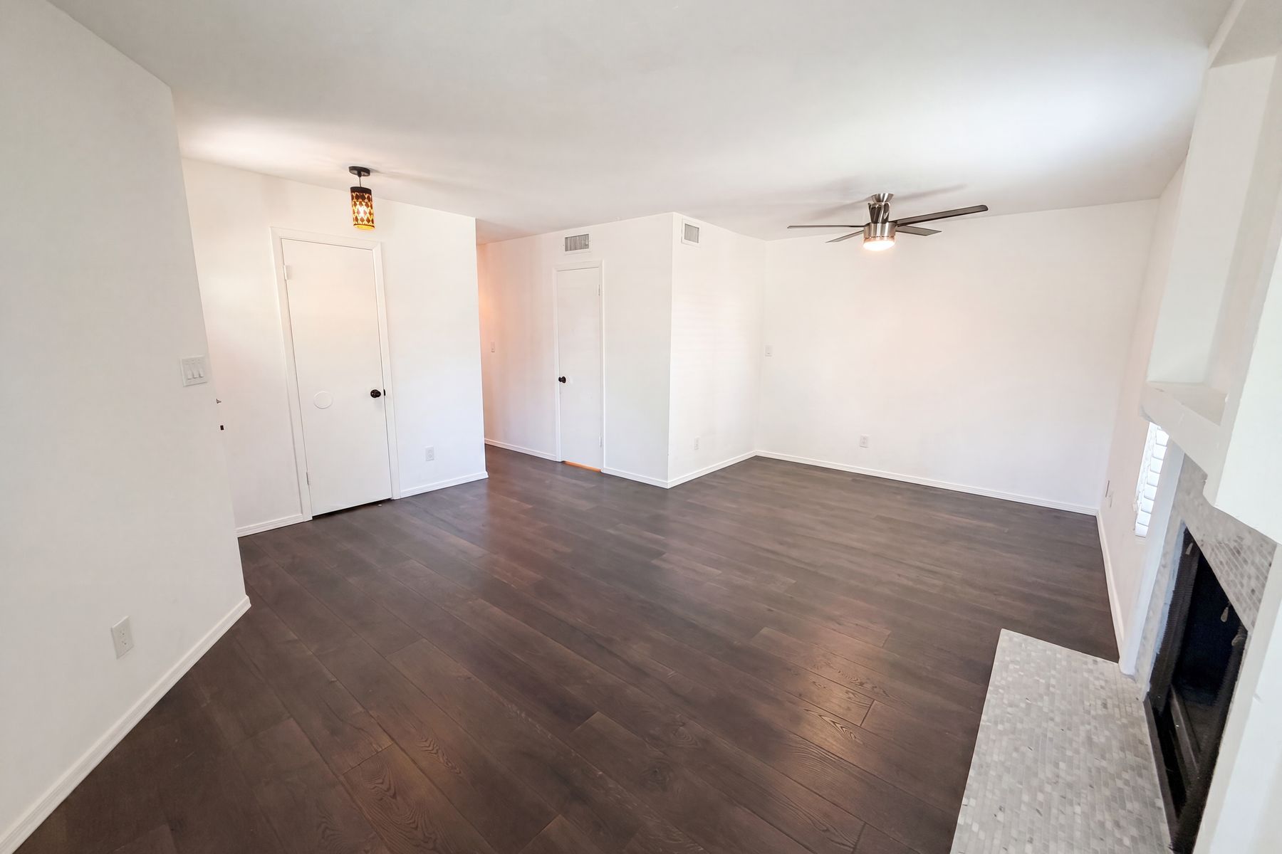 Property photo 3 of 2040 S Longmore Unit 39
