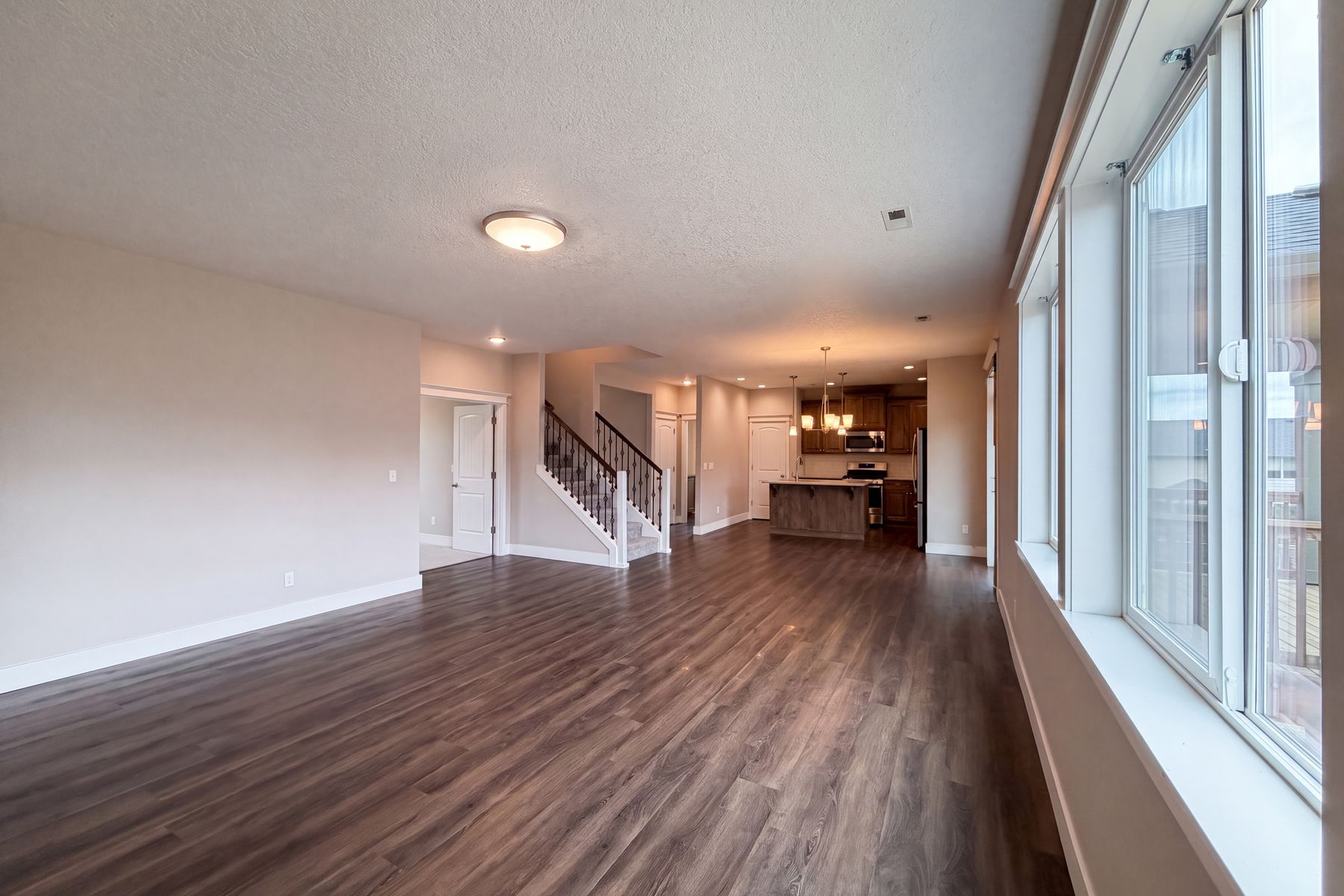 Property photo 3 of 2958 SW Redmond Hill Rd