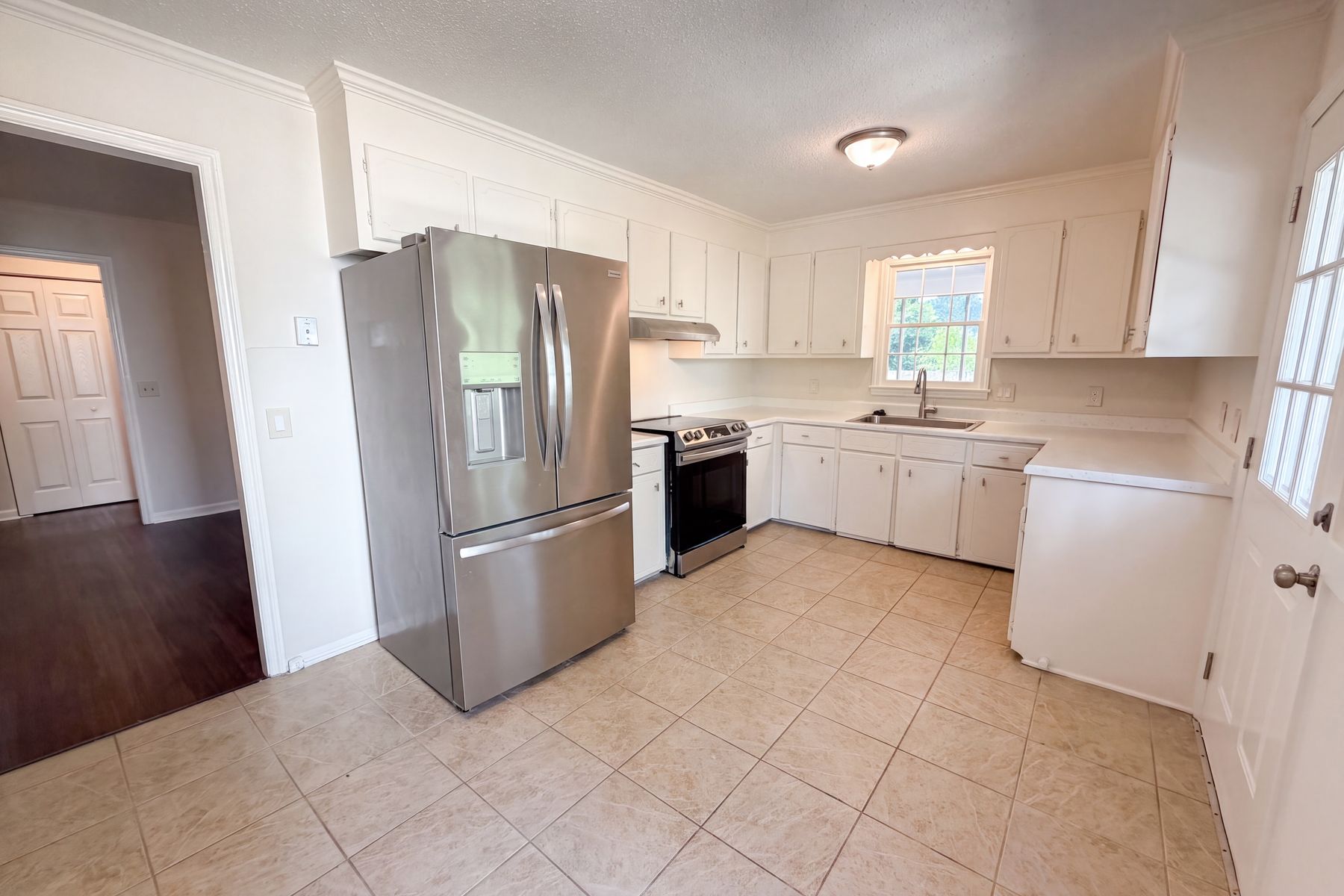 Photo 2 of 19 of 124 Calloway Ct, Columbia, SC