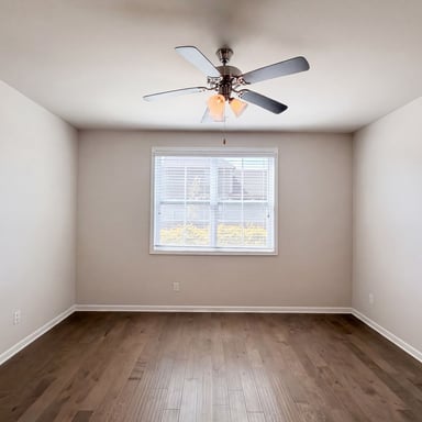 Property photo 3 of 415 Prestige Ct