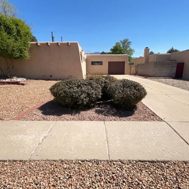 Property photo 1 of 3336 Betts Dr NE