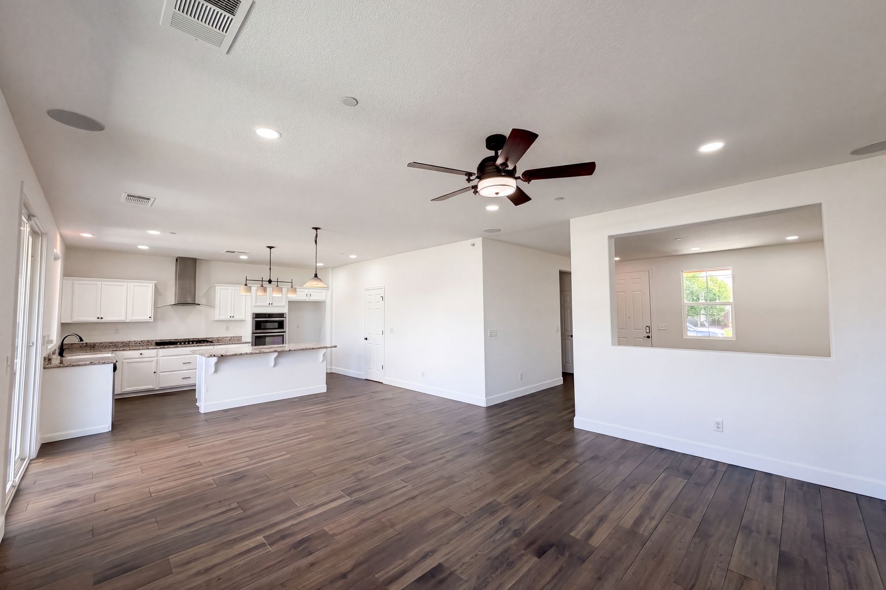 Property photo 3 of 1216 Hamel Way