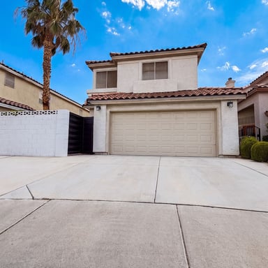 Property photo 1 of 7504 Holloran Ct