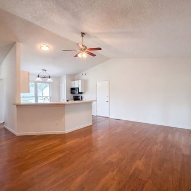 Property photo 3 of 1354 Great Warrior Dr