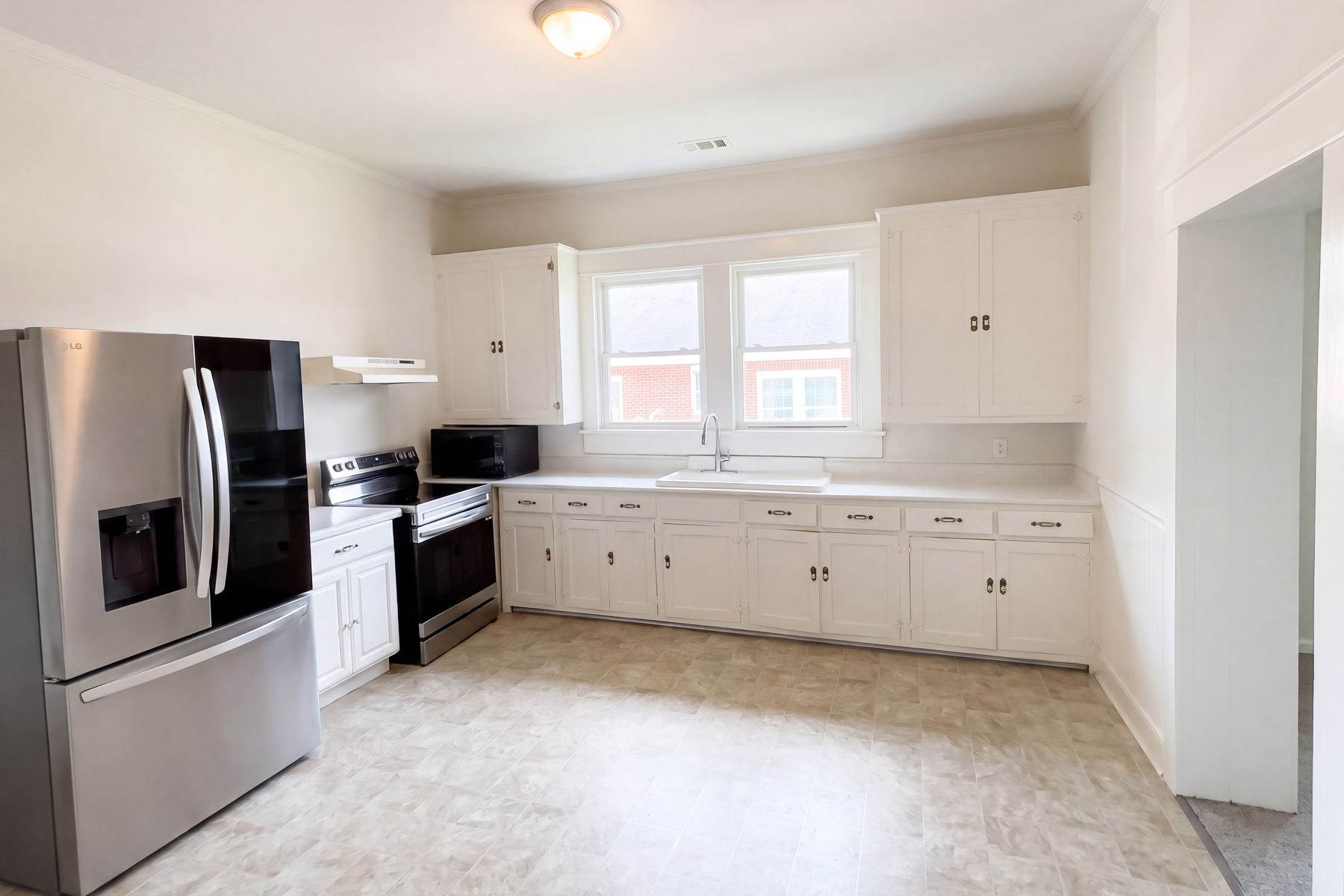 Photo 2 of 19 of 112 Sherard Ave, Ninety Six, SC
