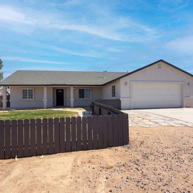 Property photo 1 of 9712 Nipa Ave