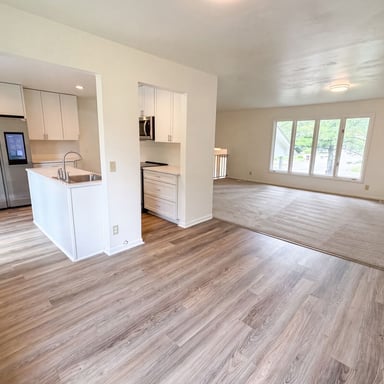 Property photo 3 of 12530 30th Ave N