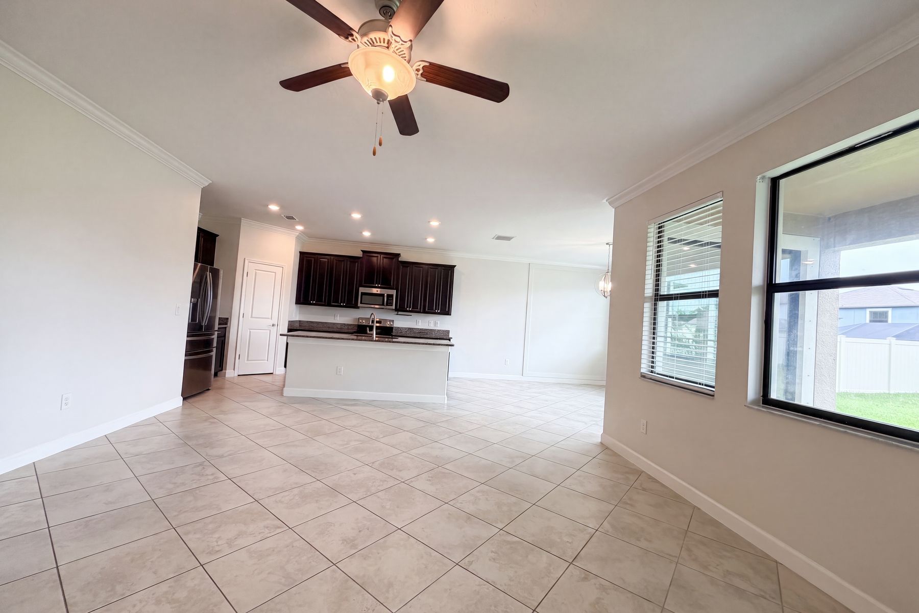 Property photo 3 of 9709 Ivory Dr