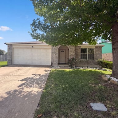 Property photo 1 of 5313 Southern Crossing Dr