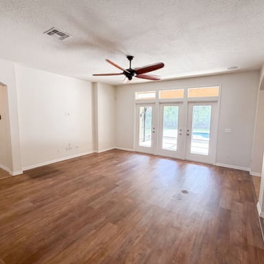 Property photo 3 of 280 Chandler Cir