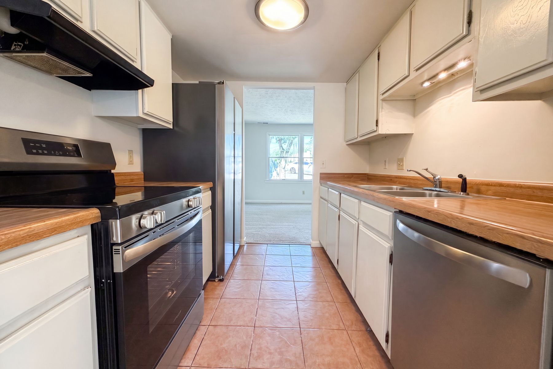 Photo 2 of 19 of 207 Seneca Forest Ct, Nashville, TN