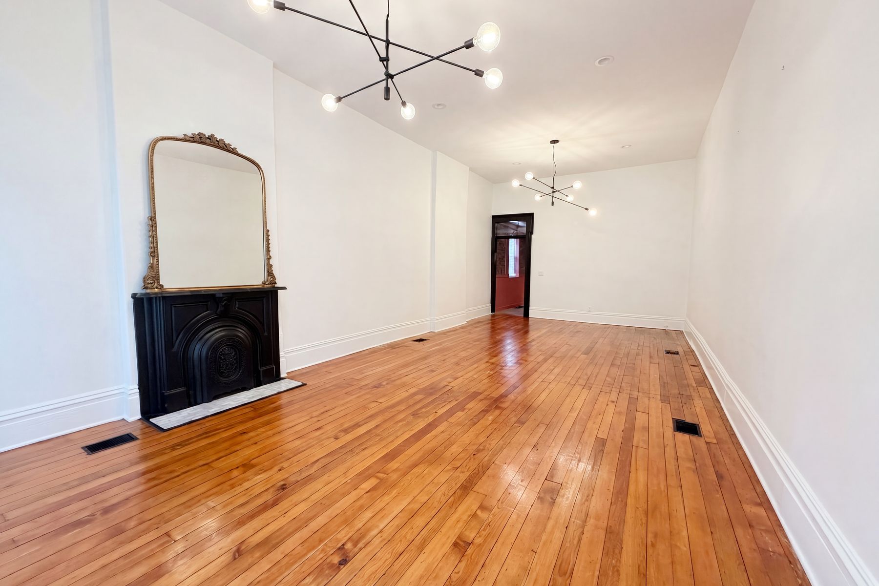 Property photo 3 of 1011 Rogers St