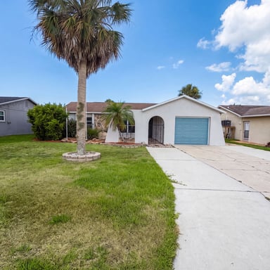 Property photo 1 of 7428 Mako Dr