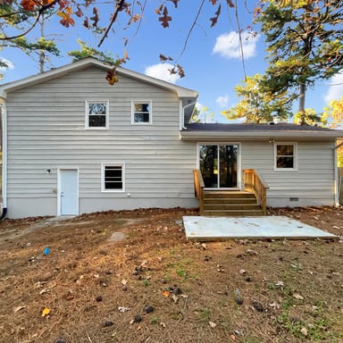 Property photo 1 of 48 Russell Rd