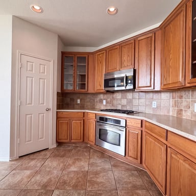 Property photo 2 of 1756 Hidden Brook Dr