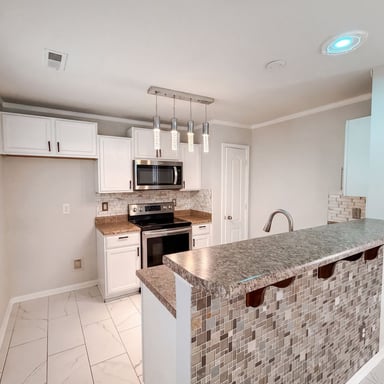 Property photo 2 of 7329 Hidden Creek Dr