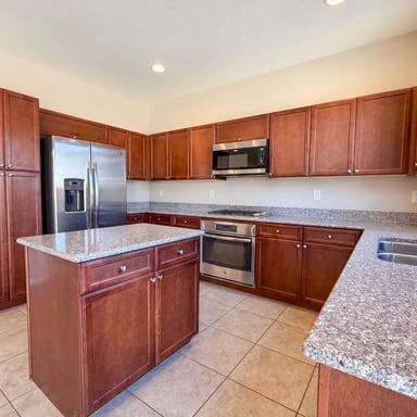 Property photo 2 of 6472 Haypress Ct