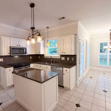 Property photo 2 of 7906 Elphin Ct
