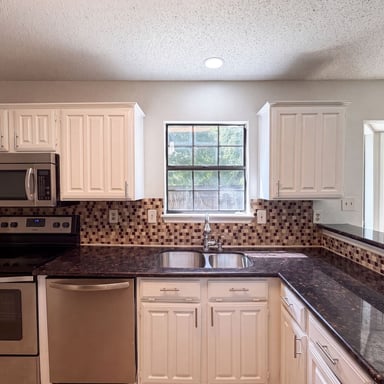 Property photo 2 of 4300 Windwillow Ct