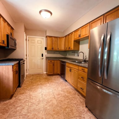 Property photo 2 of 18220 Duck Lake Trl