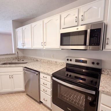 Property photo 2 of 3217 Penn Meade Way